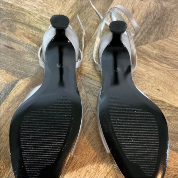 Jacqueline Ferrar Silver Heels Elegant Sandals - Picture 6 of 7